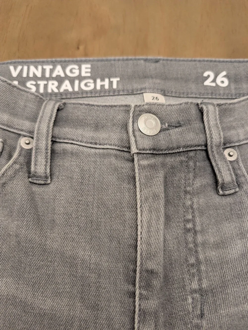 J. Crew Re-Imagined Women's Straight Leg Jeans Light Gray Wash Sz 26